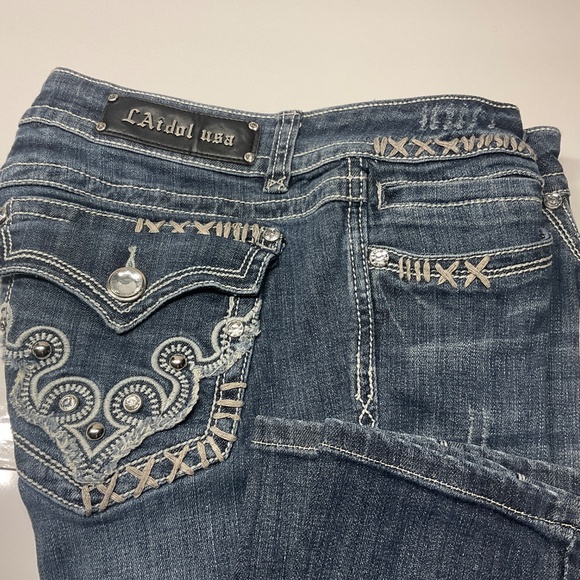 L.A. IDOL CROPPED JEANS SZ13 W35 X L18 CRYSTALS STUDS HEAVY STITCHING - Picture 5 of 6